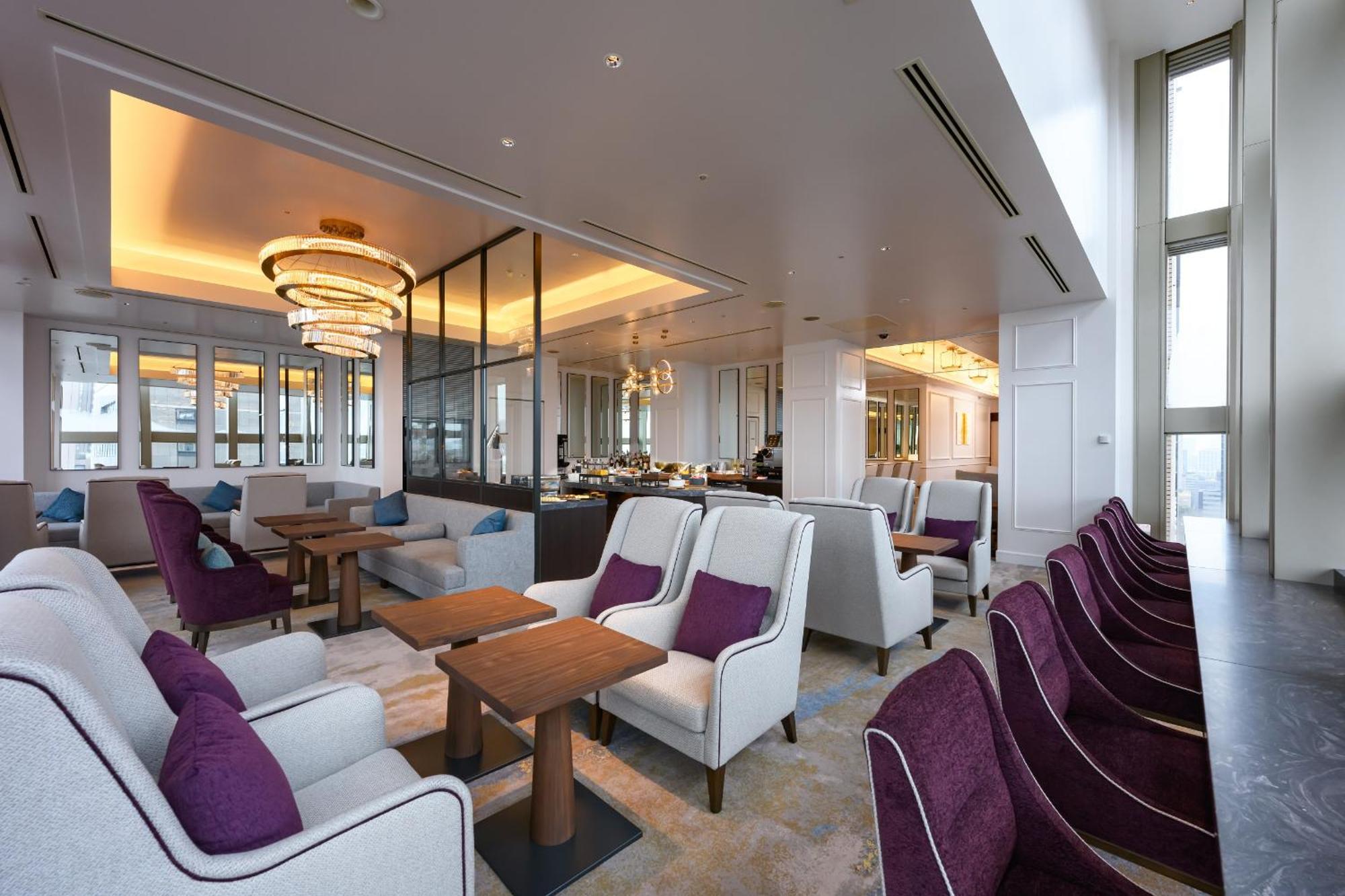 Junior Suite with Extra Bed - Non-Smoking - Club Lounge Access,1676753633:JPEG